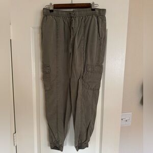 Knox rose capri cargo pants